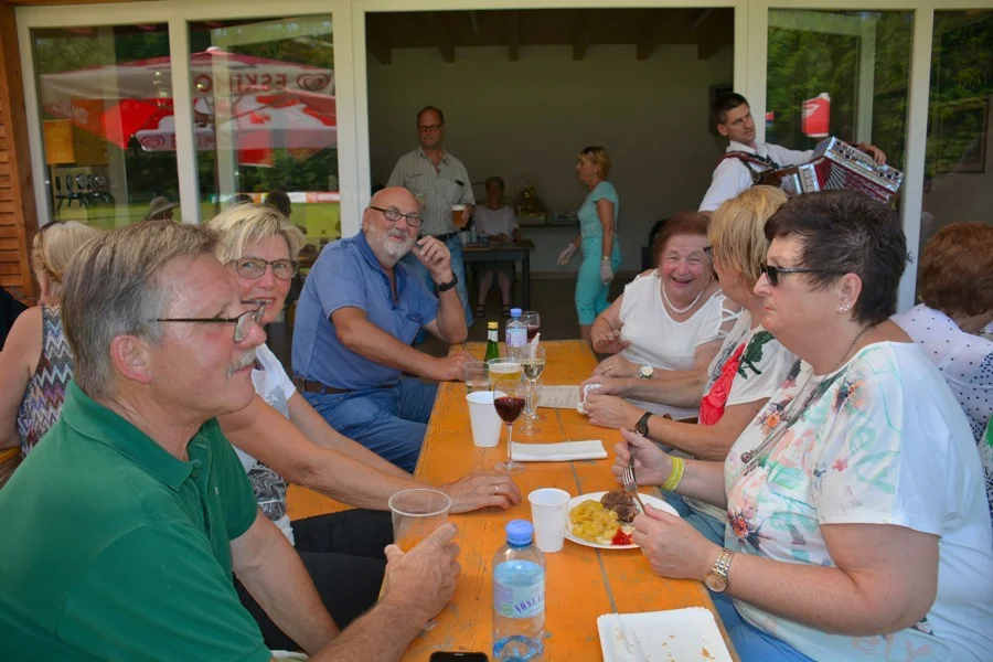 Familien Paulitsch und Gössler#bei bester Laune