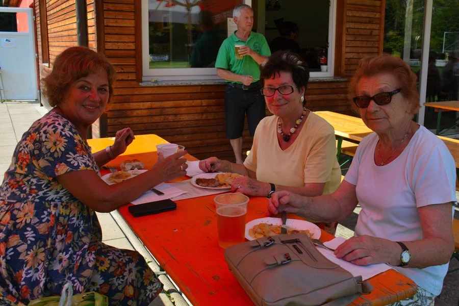 Frau Mag. Pawlik#+Obfrau+ unserer lieben Klagenfurter#Mitglieder