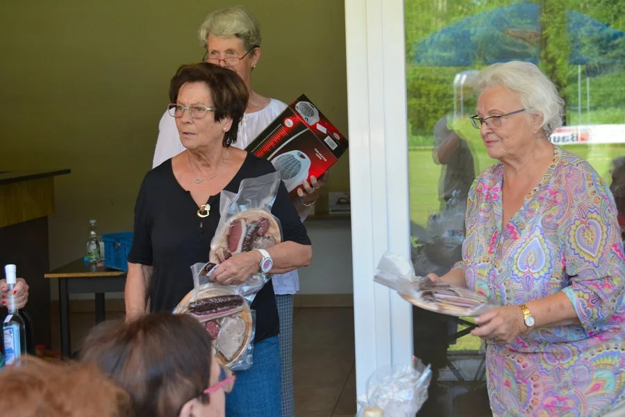 Elisabeth Walter und Hilde Czerny #sorgten für den Nachschub