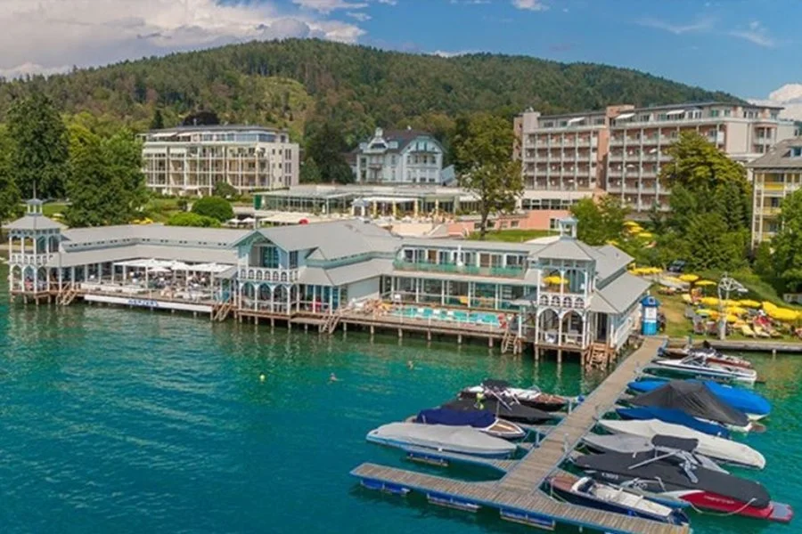 Das +Werzer Areal+ mit Badehaus