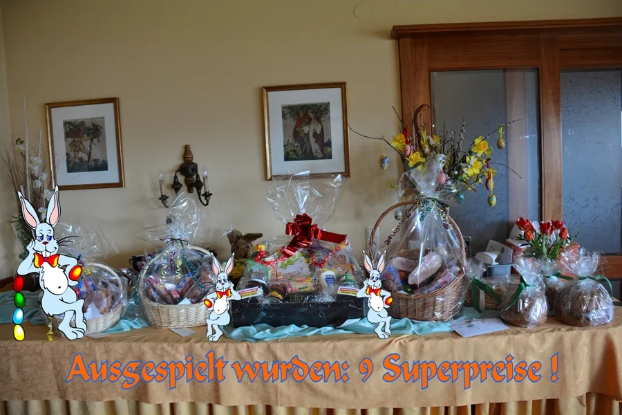 Der Ostertisch ist reichlich gedeckt