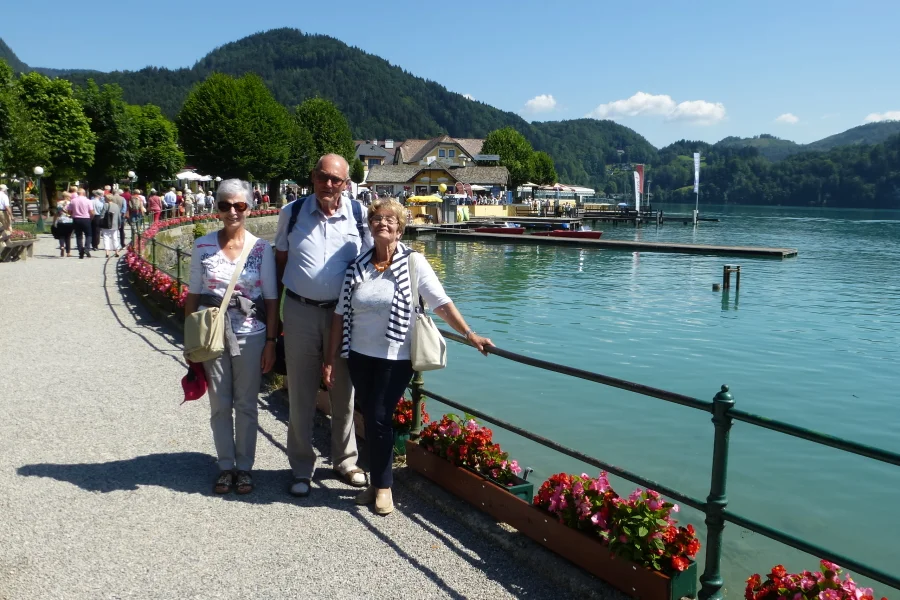 Strandpromenade in St. Gilgen