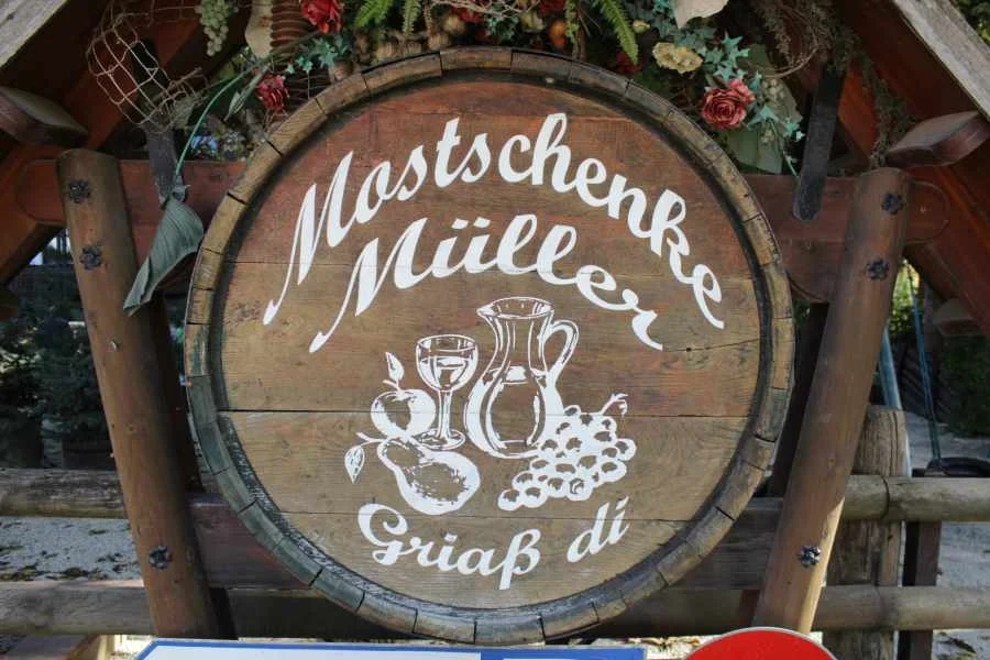 Mittagessen in der Mostschenke#Müller