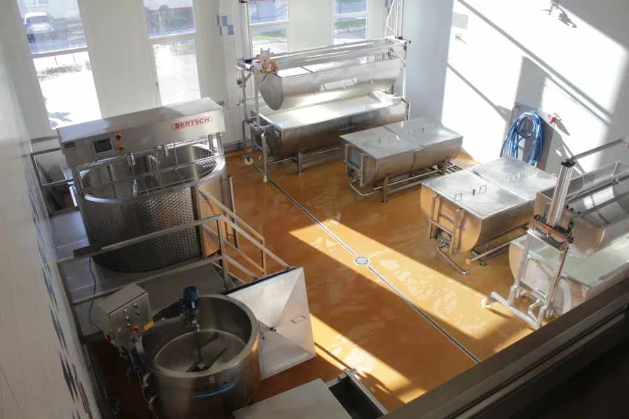 Panoramerblick in die Käserei