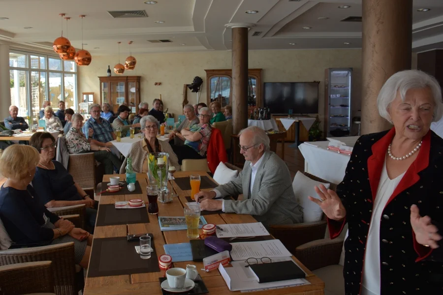 Begrüßung Obfrau Heidi#Wienerroither