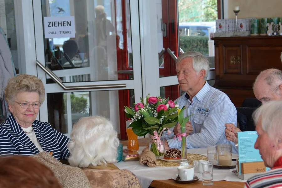 Reisebericht-Erstellerin Elfi#Hudovernig und Kassenprüfer#Karl Janesch