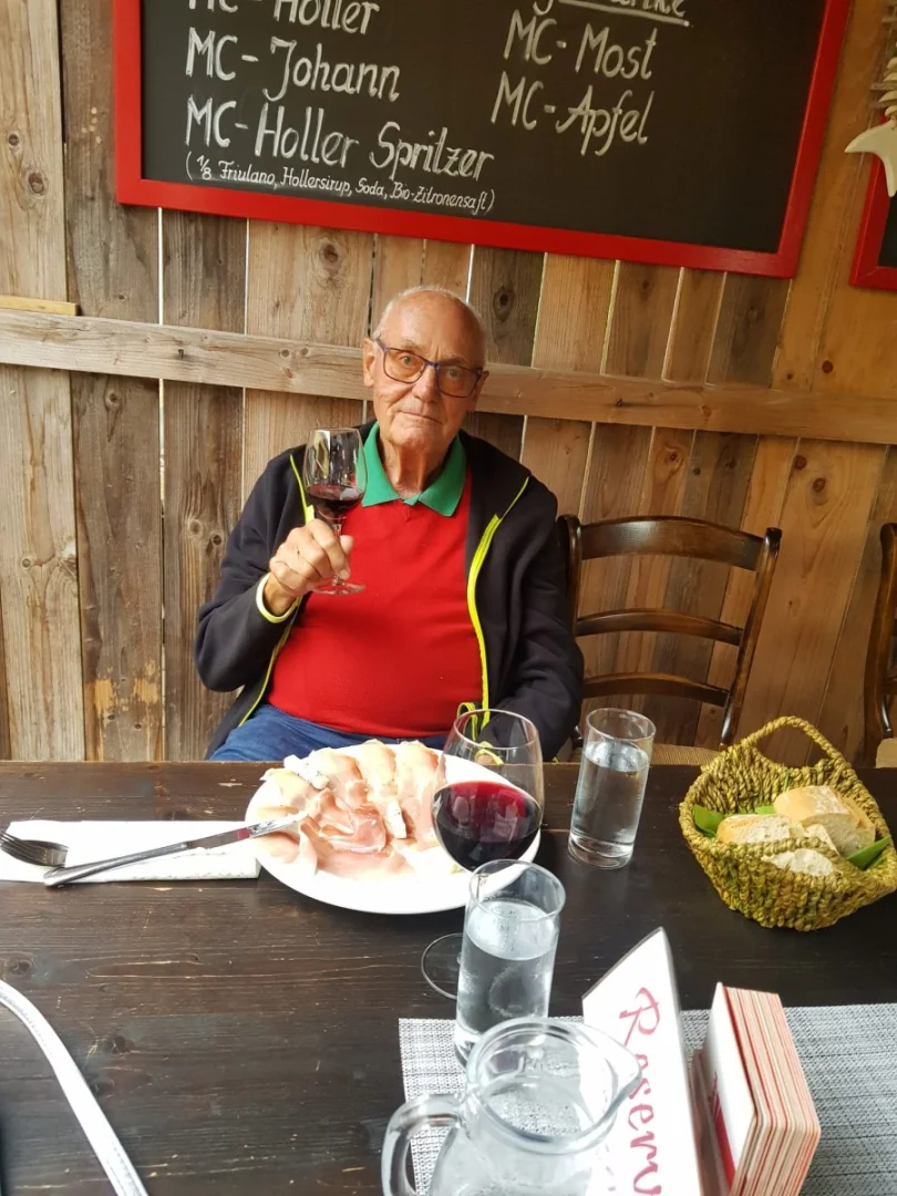 Eine Kostprobe Ital. Jause und Wein