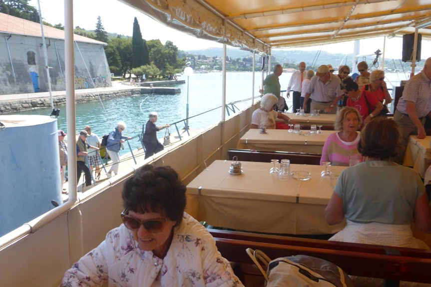 die Ersten haben schon Platz gefunden